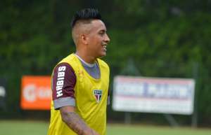 Paulistão: Cueva treina e deve reforçar o São Paulo no clássico contra o Corinthians