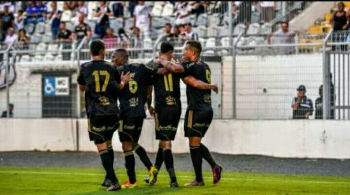 Ponte Preta 3 x 0 Palmeiras - Majestoso tem dono e ele está (quase) na final 2 0002050236761 img