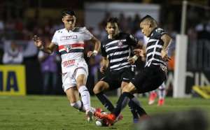 Paulistão: Carille se firma e vê boa relação com atletas como motivo para sucesso