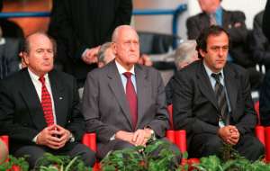 Havelange queria Platini como seu sucessor, revela Blatter