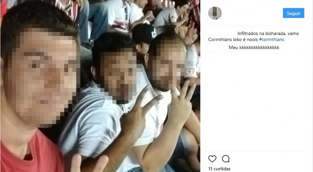 Torcedores do Corinthians se infiltram na torcida do São Paulo no Morumbi 11 0002050236931 img