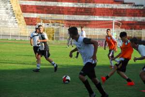 Invictos, Sub-15 e Sub-17 jogam neste feriado pelo Campeonato Paulista