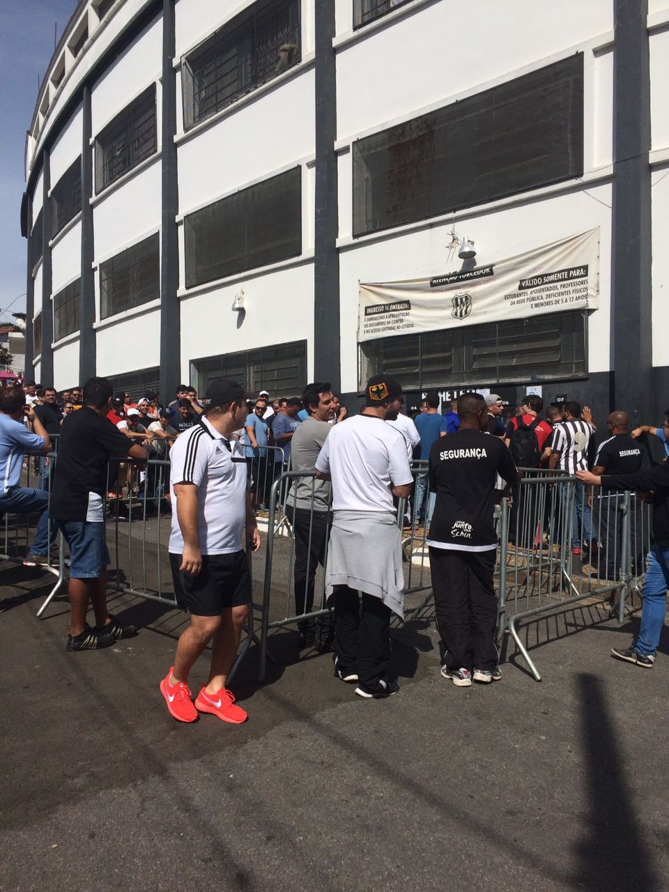 Paulistão: Torcida da Ponte Preta praticamente esgota ingressos da semifinal