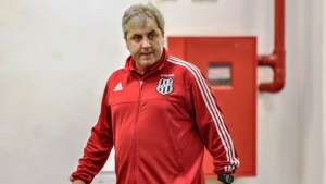 Panela velha é que faz comida boa? Ponte tem técnico mais experiente da semifinal