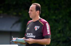Paulistão: Rogério Ceni fecha treino do São Paulo e poupa titulares