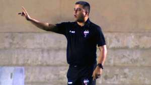 Jovair Arantes banca permanência de Marcelo Cabo após eliminação do Atlético-GO