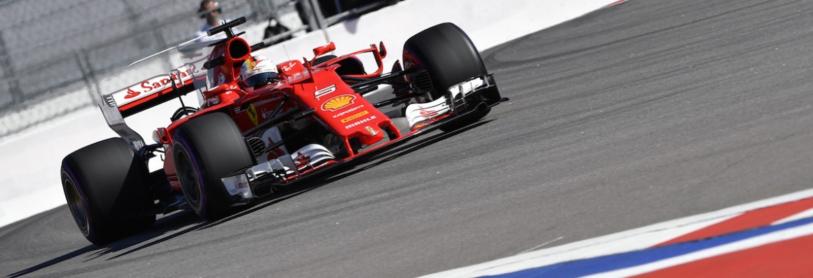 F1: Vettel bate recorde e lidera dobradinha da Ferrari em 2º treino livre na Rússia