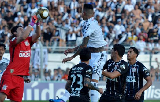 Ponte Preta insistiu nos levantamento para a área. Foto: Renato Pereira