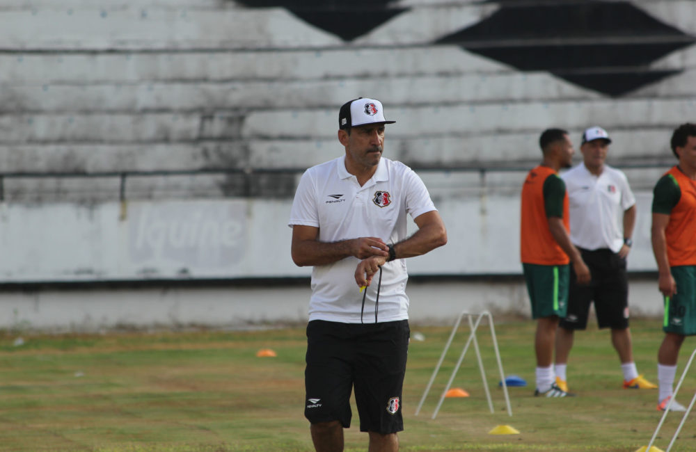 COPA DO NORDESTE: Em vantagem, Santa Cruz recebe Sport por uma vaga na final