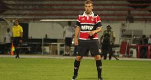 Ex-Flamengo e Ponte Preta, Thómas pode trocar Santa Cruz por Sport para jogar a Série A