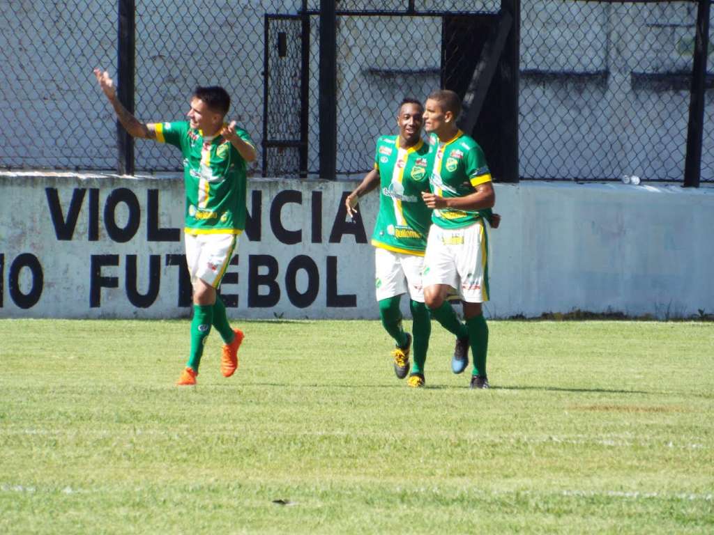XV de Jaú venceu mais uma e segue embalado na briga pela classificação (Foto: Tiago Pavini)