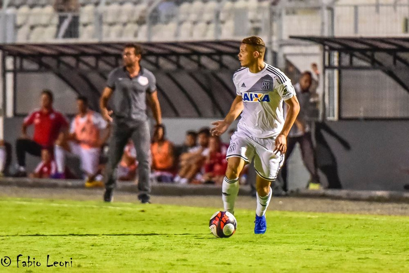 Erick Salles rescinde com a Ponte após 29 minutos em campo e é contratado pelo CRB