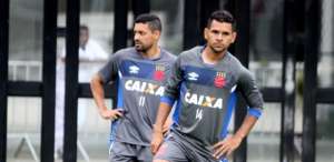 Liberado pelo Vasco, atacante diz que ficaria feliz com proposta do Atlético-PR