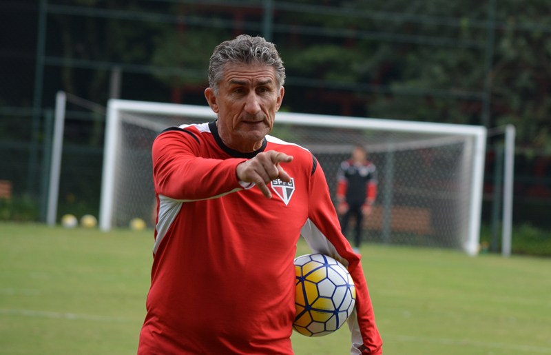 Após São Paulo e Argentina, Bauza vai treinar seleção dos Emirados Árabes Unidos