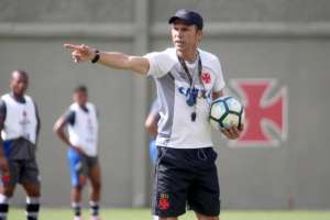 Milton Mendes vê Vasco forte e projeta 'surpreender os mais céticos' no domingo