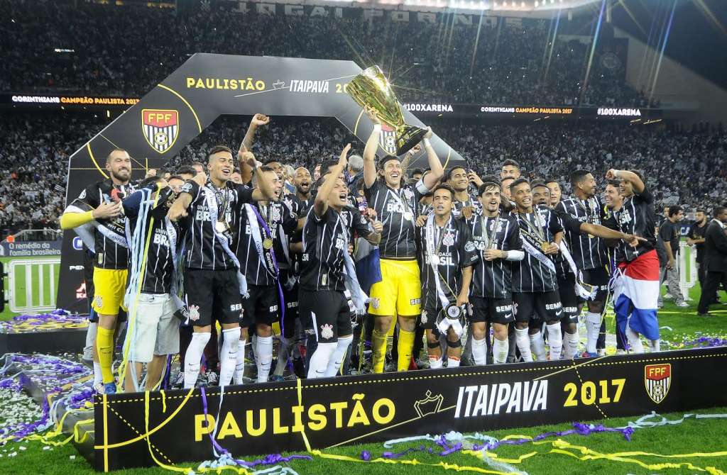 Corinthians vai com força máxima após título estadual