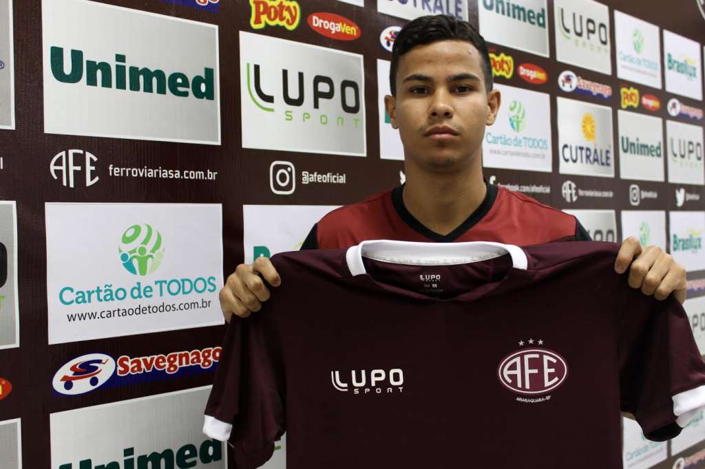 Locomotiva apresenta Arthur Henrique