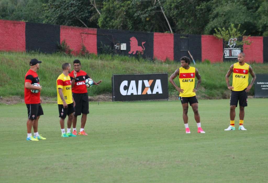 Vitória está pronto para o duelo contra o Avaí