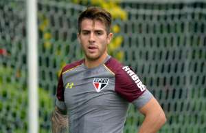 São Paulo estreia no Brasileirão contra o Cruzeiro e tenta afastar a crise