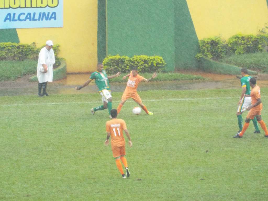 Galo da Comarca manteve os 100% de aproveitamento em casa e assumiu a liderança do Grupo 2 - Foto: Tiago Pavini/XV de Jaú