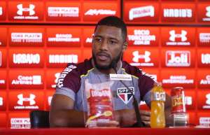 Jucilei confirma 'esporro' em vestiário do São Paulo, mas sai em defesa de Ceni