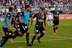 Em alta no Corinthians, Rodriguinho espera 