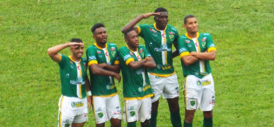 XV de Jaú quer seguir na primeira colocação do grupo