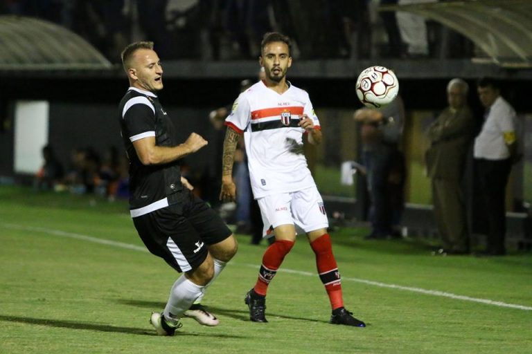 Macaé x Bragantino – Em campo neutro, Braga tenta vencer a primeira