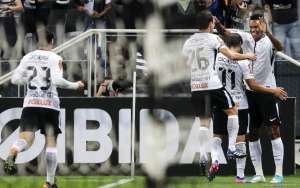 Vitória x Corinthians - Após empate em casa, Timão ainda tem muito a provar