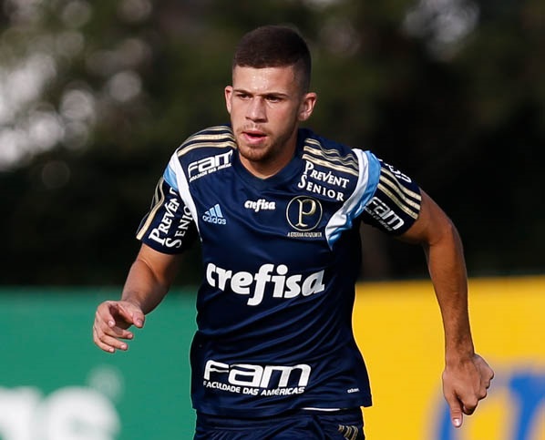 Série B: Náutico contrata volante do Palmeiras e meia do Brasiliense