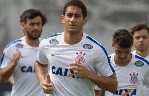 Recuperado, Pablo volta a treinar e já é escalado como titular no Corinthians