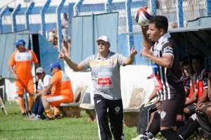 Copa Paulista: Rio Branco confirma permanência de Edson Vieira