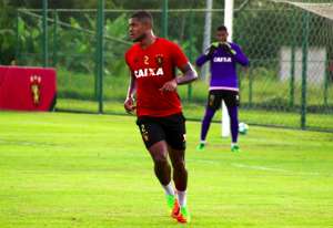 Na espera por Luxa, Sport anuncia acerto com Anselmo, do Internacional