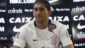Pablo sente dores e vira dúvida no Corinthians para jogo contra o Atlético-GO