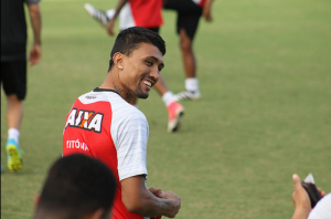 Vitória aposta em retorno de Kieza para ganhar pela primeira vez no Brasileirão