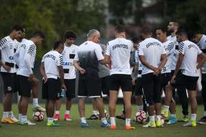 Santos x Cruzeiro - Sem crise, Peixe busca emabalar no Brasileirão