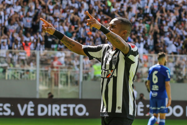 Robinho deixou o seu no empate com a Ponte Preta