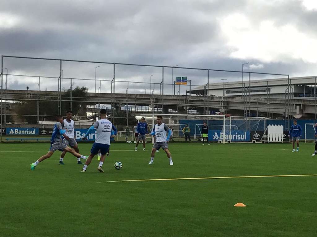 Com baixas, Grêmio se prepara para duelo contra o Flu