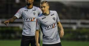 Atlético-MG confirma lesão muscular e volante Adilson vira desfalque
