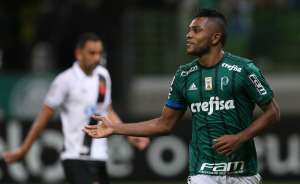 Borja e Mina são chamados pela Colômbia e devem desfalcar o Palmeiras em 3 jogos