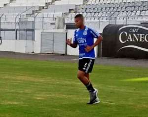 Na espera por Vizeu e André Lima, Ponte Preta acerta com Lucas Formiga