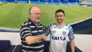 Juan, ex-Seleção e Flamengo, reforça time do Brasileirão