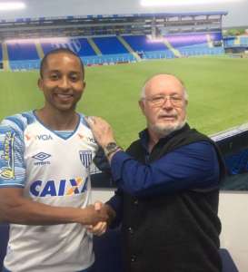 Após Maicon e Juan, Avaí acerta com Willians, ex-atacante do Palmeiras