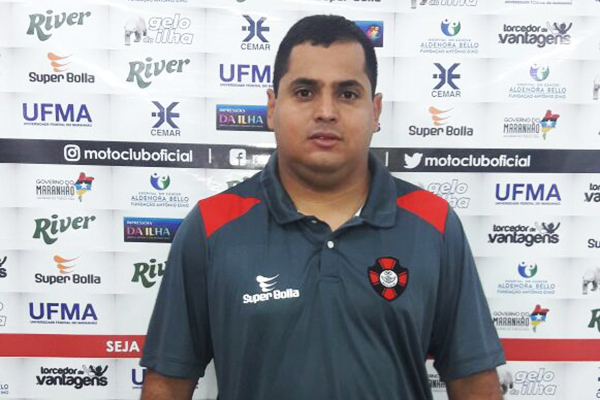 Série C: Após goleada, Leston Júnior prega manutenção de estilo ofensivo no Moto Club