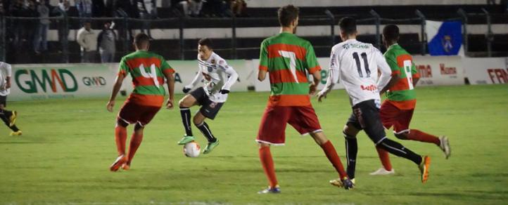 Operário fez bom segundo tempo e venceu a Portuguesa Londrinense, por 2 a 0. Foto: Bianca Machado.