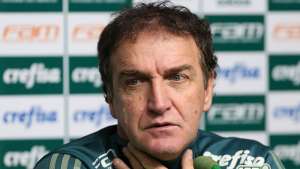 Cuca esfria procura por atacante no Palmeiras: 'Vamos buscar soluções internas'