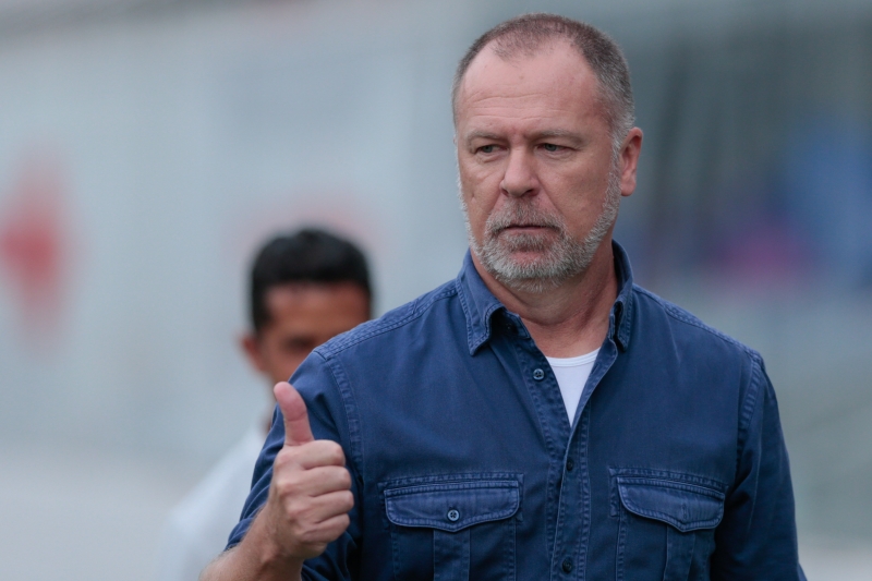 Mano Menezes está otimista com o time do Cruzeiro
