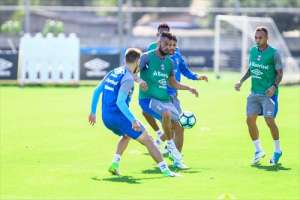 Edilson e Maicon se recuperam, são relacionados e reforçam o Grêmio