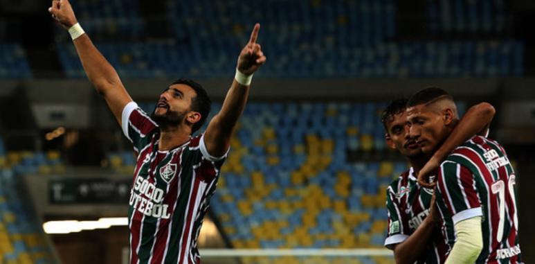 Henrique Dourado comemora o segundo gol do Fluminense, o seu sexto no Brasileiro. Foto: Nelson Perez - FFC