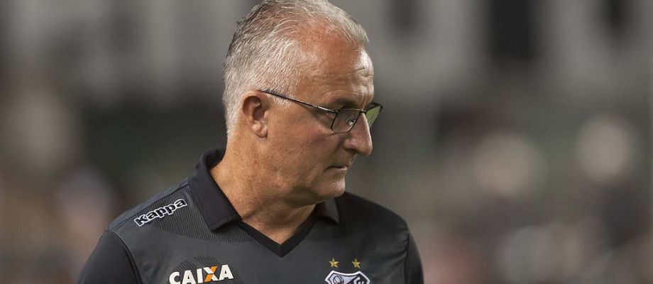 Dorival negou que a derrota possa pressionar sua situação como comandante do clube e espera resultados melhores nas próximas rodadas